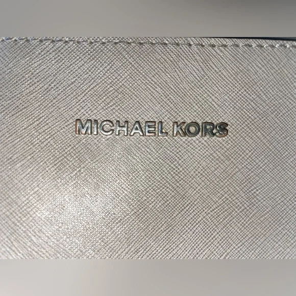 MICHAEL KORS Gray Crossbody Bag - Picture 3 of 10